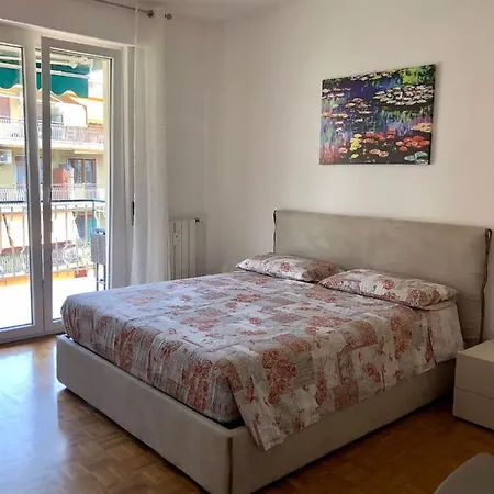Lägenhet Ninfea Apartments Sanremo
